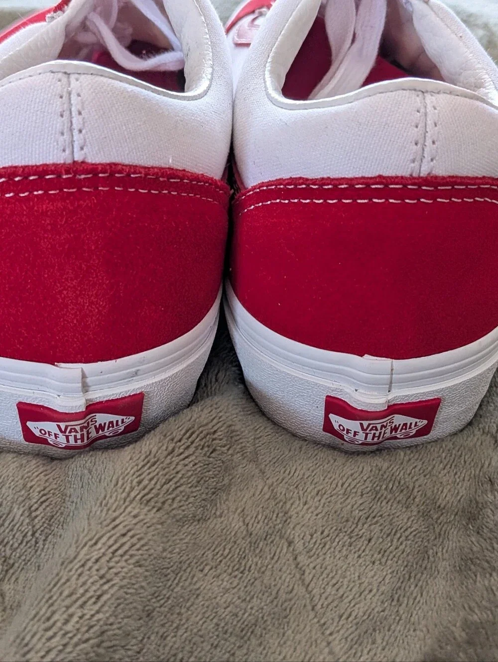 NEW Mens Vans Old Skool Bolt 2-Tone Red True White Sneaker Shoes Size 9.5 10